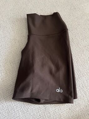 ALO Yoga Chocolate Brown High-Waist Bike Shorts